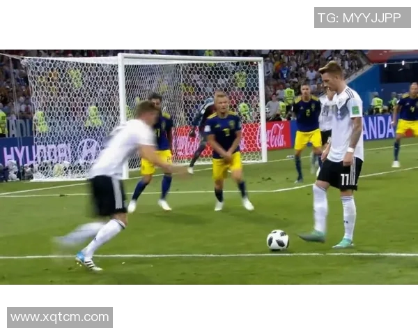 足球明星如何在比赛中巧妙摔倒过人技艺揭秘与精彩瞬间回顾